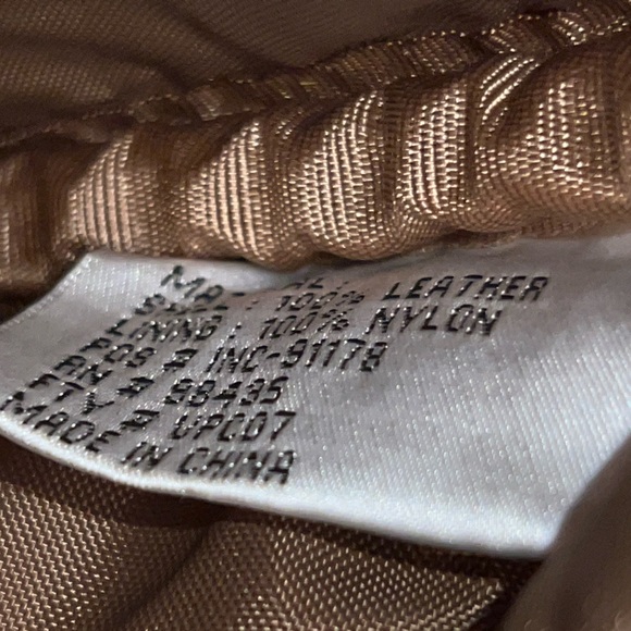 Overnight Travel Bag Brown Suede and Leather with long detachable strap - Picture 15 of 15